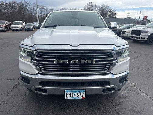 Ivory White Tri-Coat Pearlcoat 2020 RAM 1500 Laramie