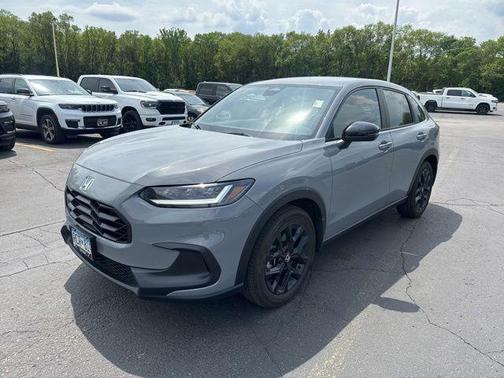 Urban Gray Pearl 2024 Honda HR-V Sport