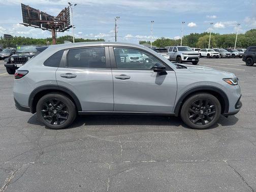 Urban Gray Pearl 2024 Honda HR-V Sport