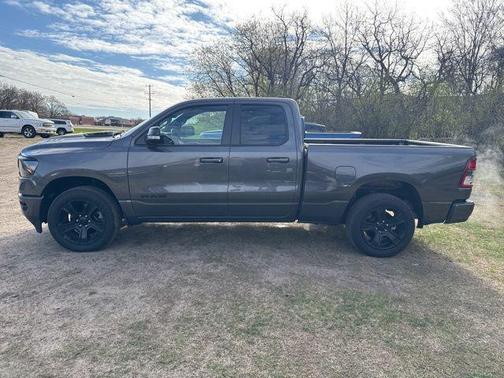 Granite Crystal Metallic Clearcoat 2022 RAM 1500 Big Horn/Lone Star