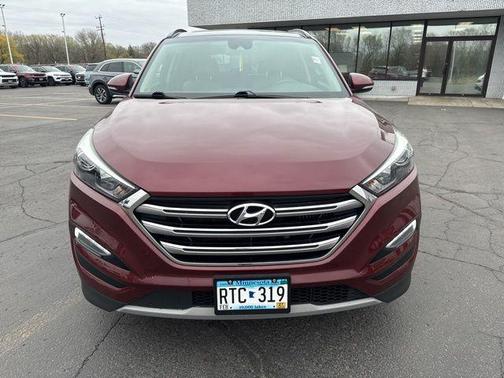 Ruby Wine 2018 Hyundai TUCSON Limited