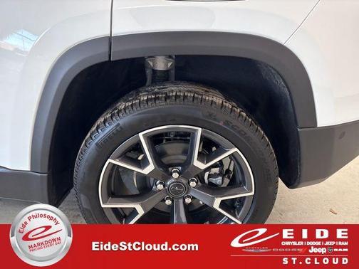 2026 Jeep Cherokee Overland