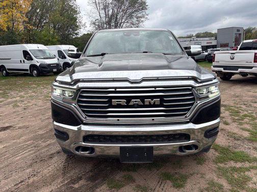 Diamond Black Crystal Pearlcoat 2023 RAM 1500 Longhorn