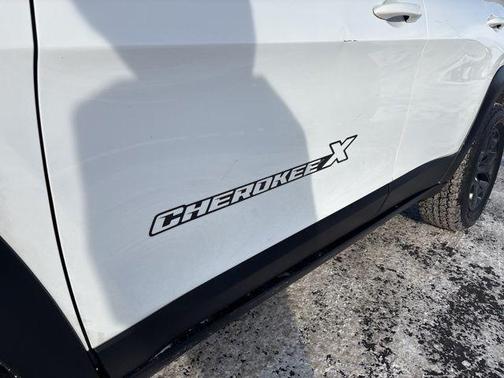 2022 Jeep Cherokee X 4x4