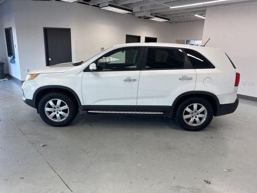 2012 Kia Sorento LX