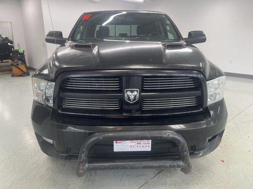 Brilliant Black Crystal Pearlcoat 2011 Dodge Ram 1500 Sport