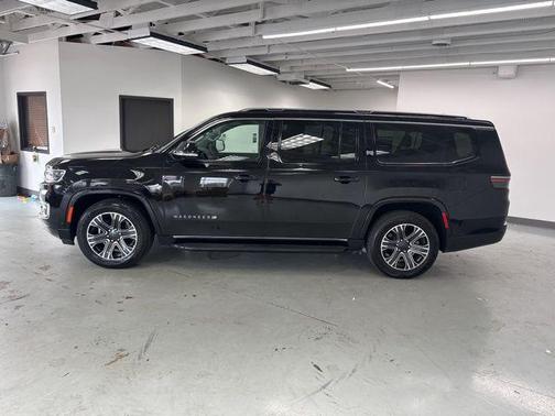2023 Jeep Wagoneer L Series II 4x4