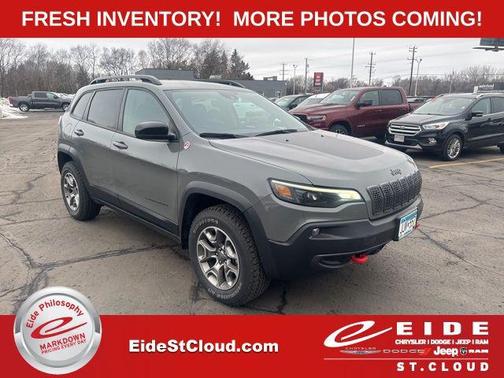 2022 Jeep Cherokee Trailhawk