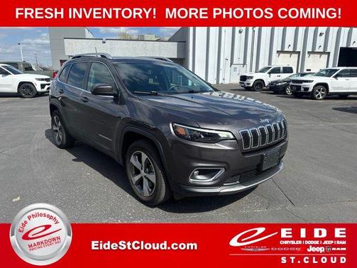 Granite Crystal Metallic Clearcoat 2019 Jeep Cherokee Limited