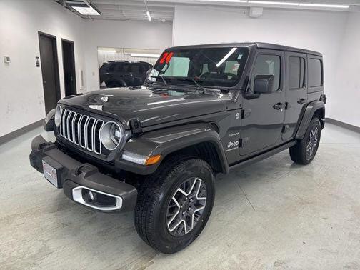 2024 Jeep Wrangler 4-Door Sahara 4x4