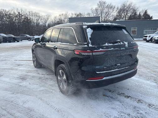 2022 Jeep Grand Cherokee 4xe Base