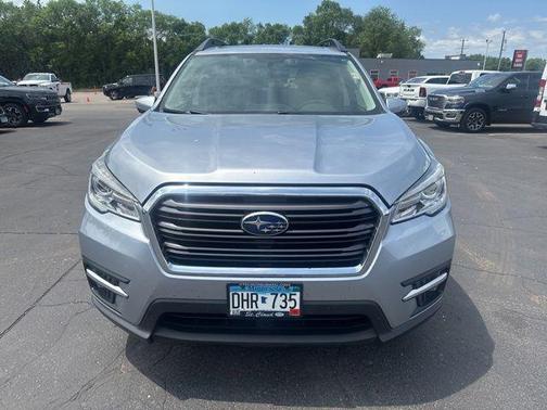 Ice Silver Metallic 2020 Subaru Ascent Limited 7-Passenger