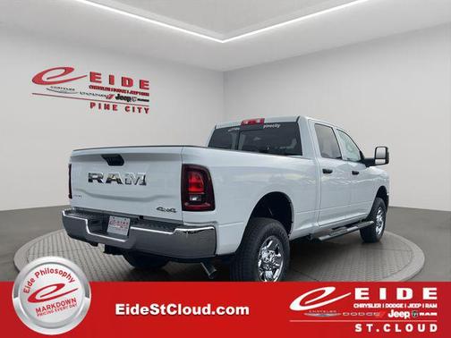 2026 RAM 2500 Tradesman Crew Cab 4x4 6'4' Box