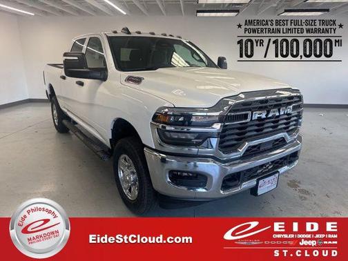 2026 RAM 2500 Tradesman Crew Cab 4x4 6'4' Box