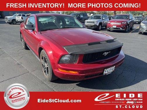 2007 Ford Mustang Deluxe