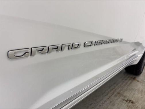 2025 Jeep Grand Cherokee L Summit