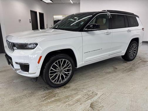 2025 Jeep Grand Cherokee L Summit