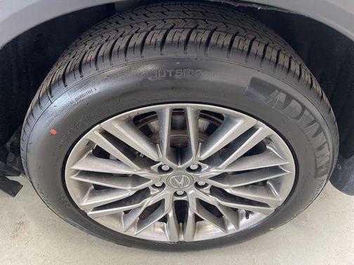 Lunar Silver Metallic 2024 Acura MDX Advance Package