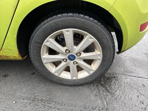 2012 Ford Fiesta SE