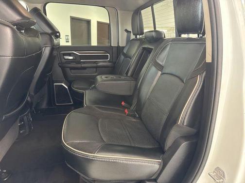 Bright White Clearcoat 2024 RAM 2500 Laramie Crew Cab 4x4 6'4' Box
