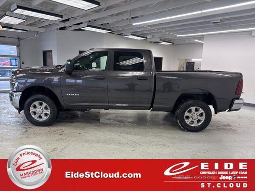 2026 RAM 3500 Big Horn Crew Cab 4x4 6'4' Box