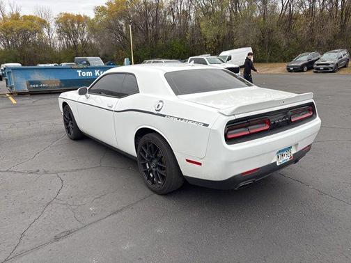 2015 Dodge Challenger SXT Plus