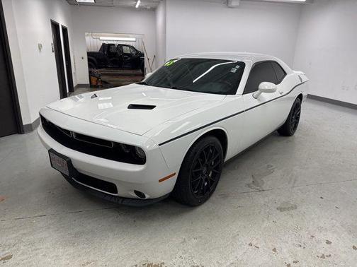 2015 Dodge Challenger SXT Plus