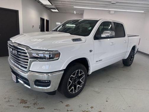Bright White Clearcoat 2026 RAM 1500 Laramie