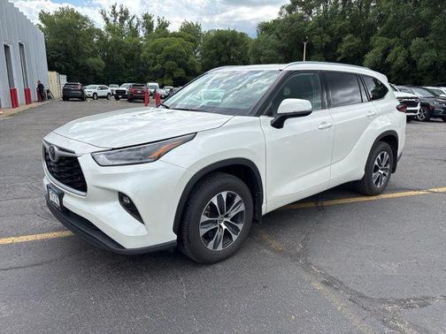 2021 Toyota Highlander XLE