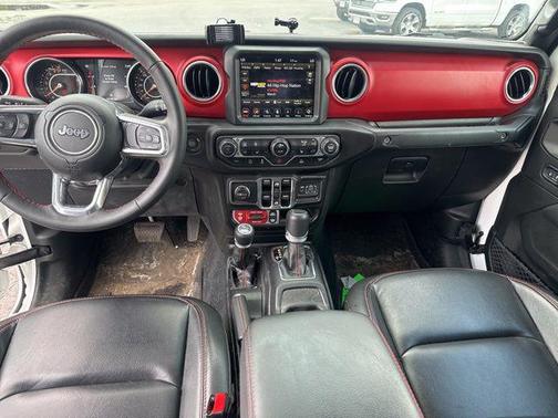 Bright White Clearcoat 2023 Jeep Gladiator Rubicon