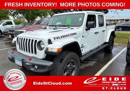 Bright White Clearcoat 2023 Jeep Gladiator Rubicon