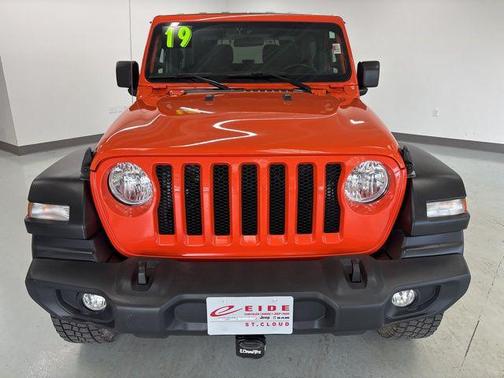 2019 Jeep Wrangler Sport