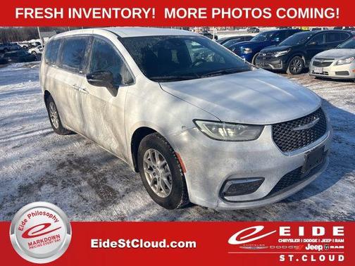 2025 Chrysler Pacifica L