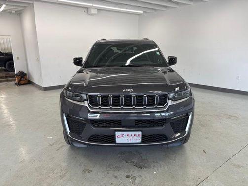 Baltic Gray Metallic Clearcoat 2026 Jeep Grand Cherokee L Limited