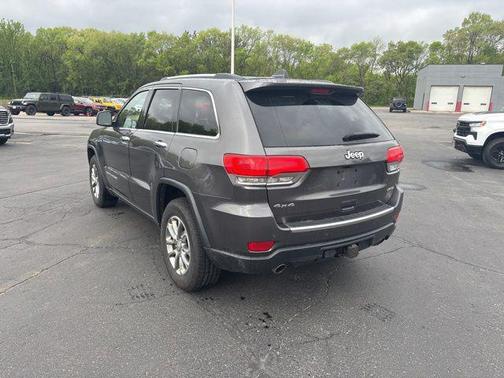 Granite Crystal Metallic Clearcoat 2014 Jeep Grand Cherokee Limited