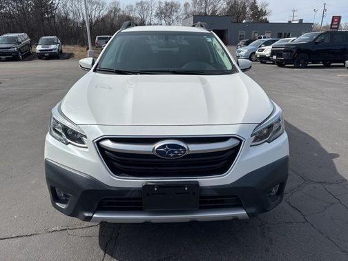 Crystal White Pearl 2020 Subaru Outback Limited