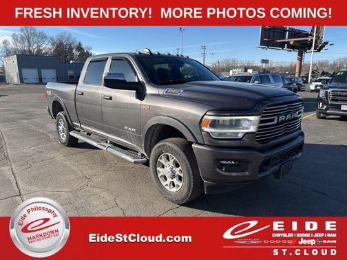 2022 RAM 2500 Laramie Crew Cab 4x4 6'4' Box