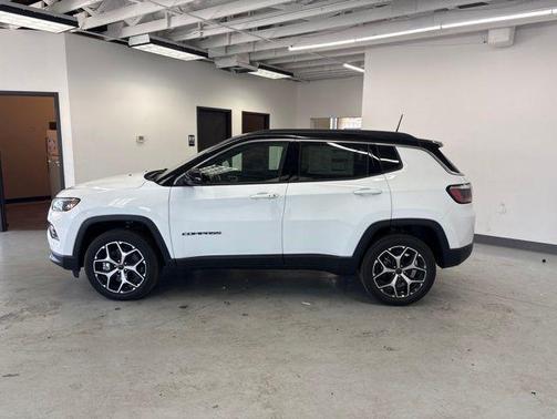 Bright White Clearcoat 2026 Jeep Compass Limited