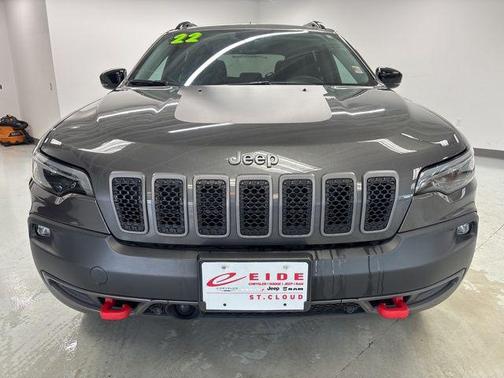 2022 Jeep Cherokee Trailhawk