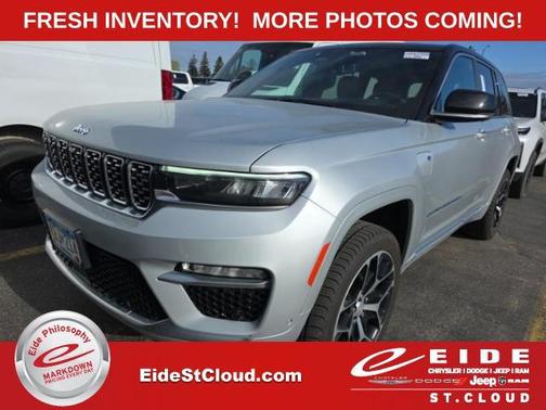 Silver Zynith 2022 Jeep Grand Cherokee 4xe Summit Reserve
