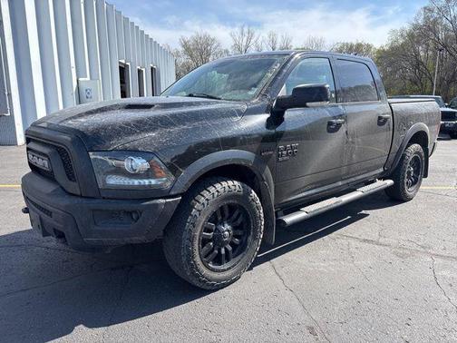 2019 RAM 1500 SLT