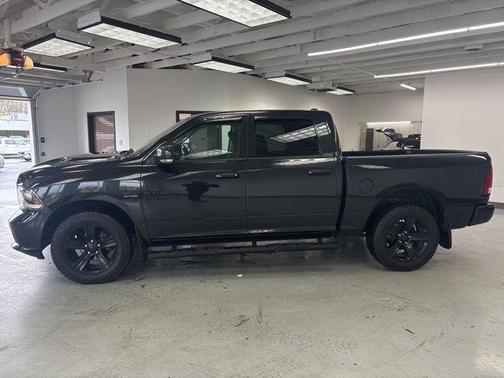 2016 RAM 1500 Sport