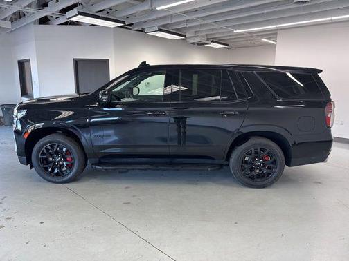2023 Chevrolet Tahoe 4WD RST