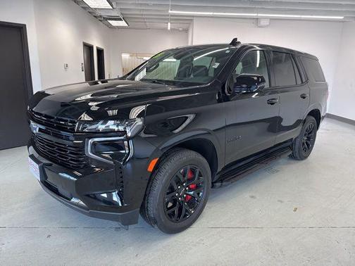2023 Chevrolet Tahoe 4WD RST