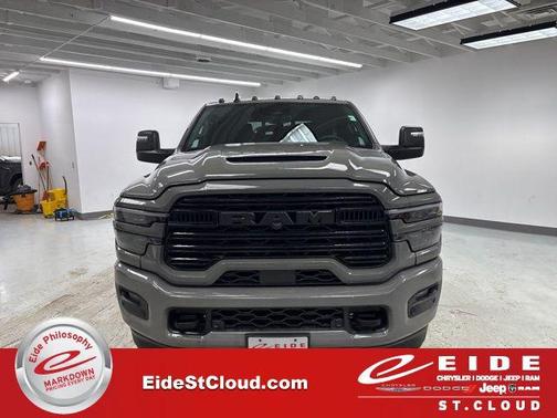 2026 RAM 3500 Laramie Crew Cab 4x4 6'4' Box