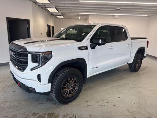 2022 GMC Sierra 1500 AT4