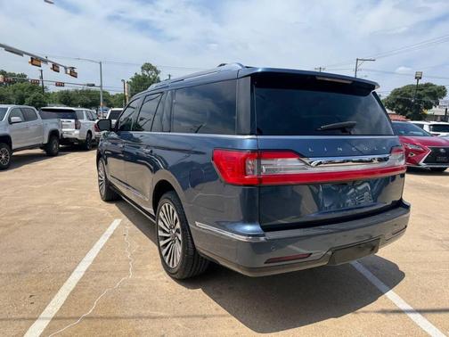 Blue Diamond 2018 Lincoln Navigator L Reserve