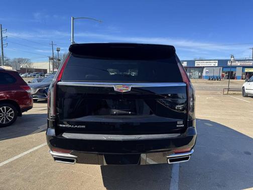 2023 Cadillac Escalade ESV Premium Luxury