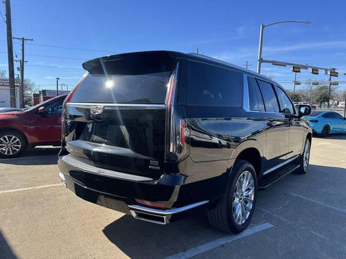2023 Cadillac Escalade ESV Premium Luxury