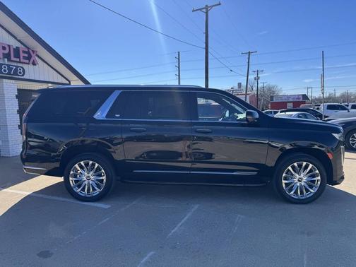 2023 Cadillac Escalade ESV Premium Luxury